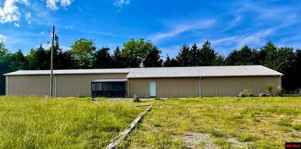 223 Marion County 7015, Flippin, AR 72634